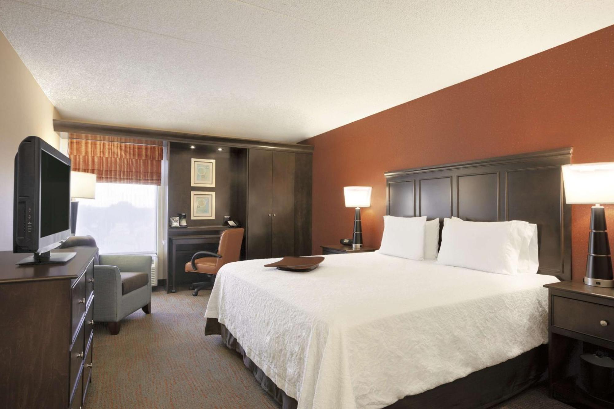 Hampton Inn Chicago-Midway Airport Bedford Park Exterior foto