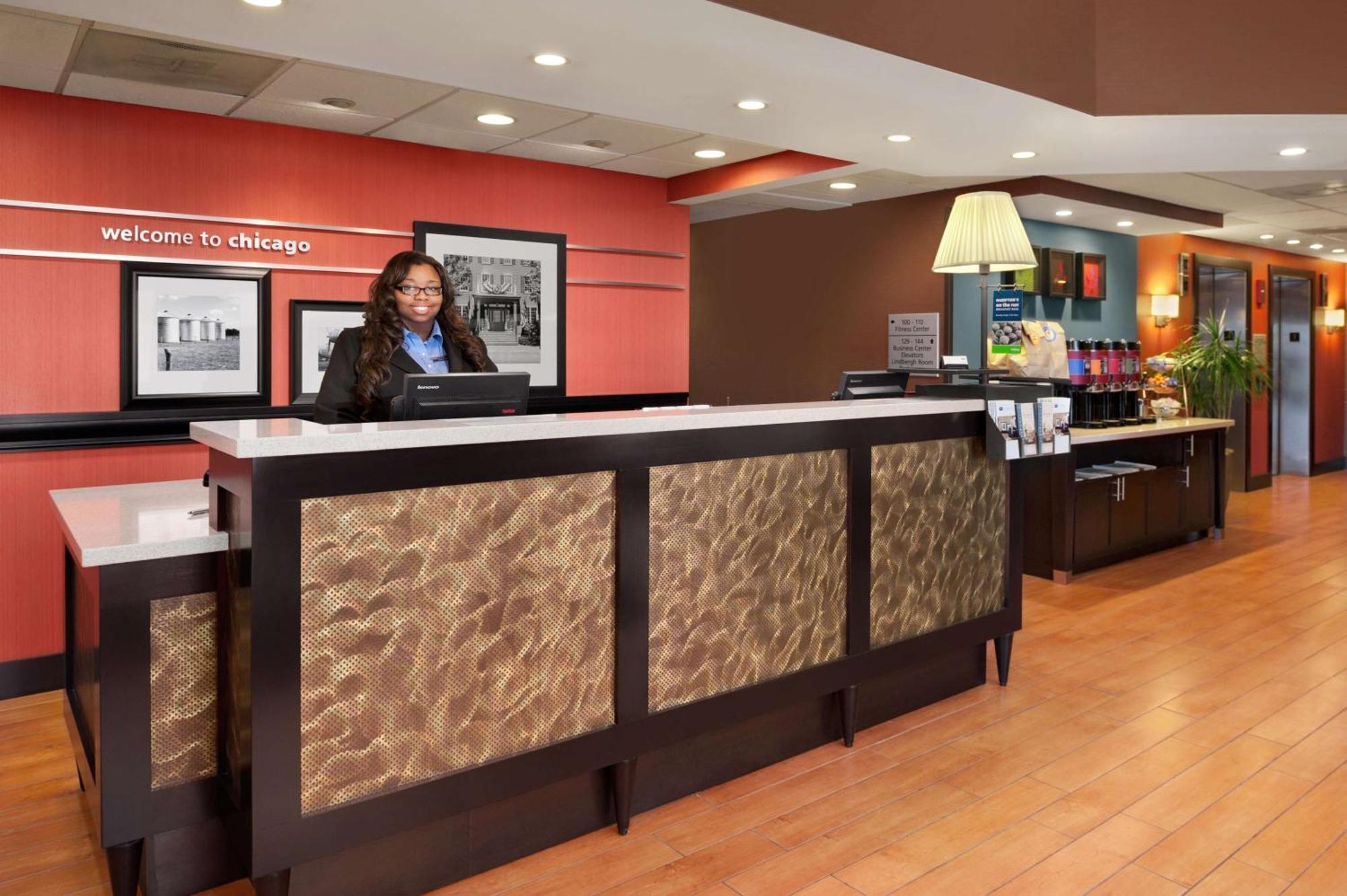 Hampton Inn Chicago-Midway Airport Bedford Park Exterior foto